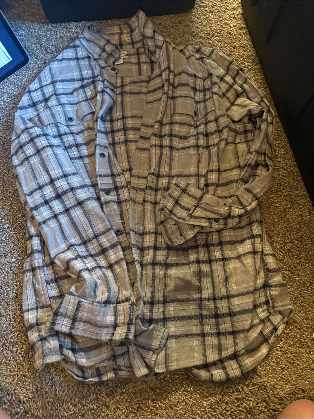 Amazon Essentials Beige and Black Plaid Long Sleeve Shirt